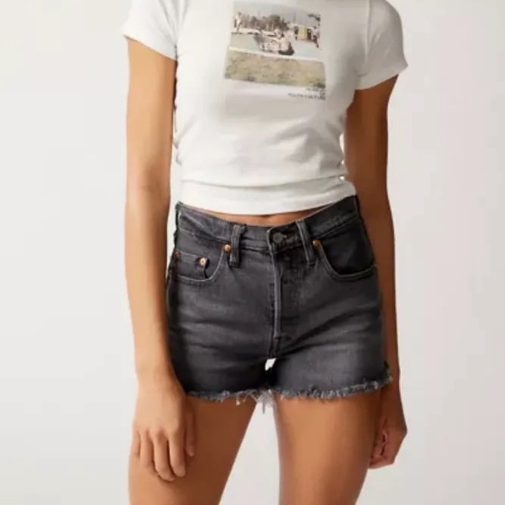 Levi’s® 501 Original Cutoff Slim Denim Short NWT SZ 28